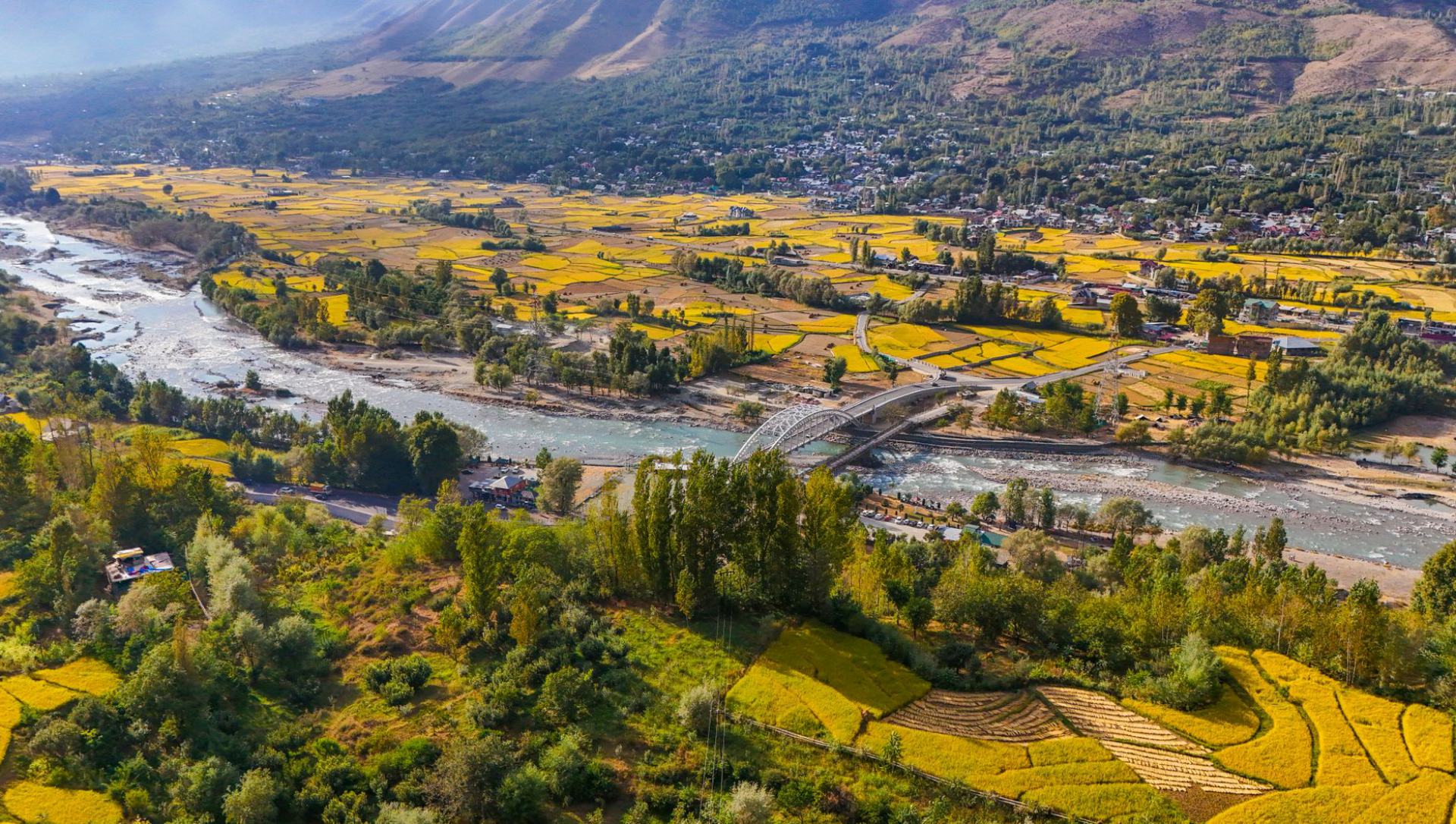 Snow-covered Kashmir mountain landscape
